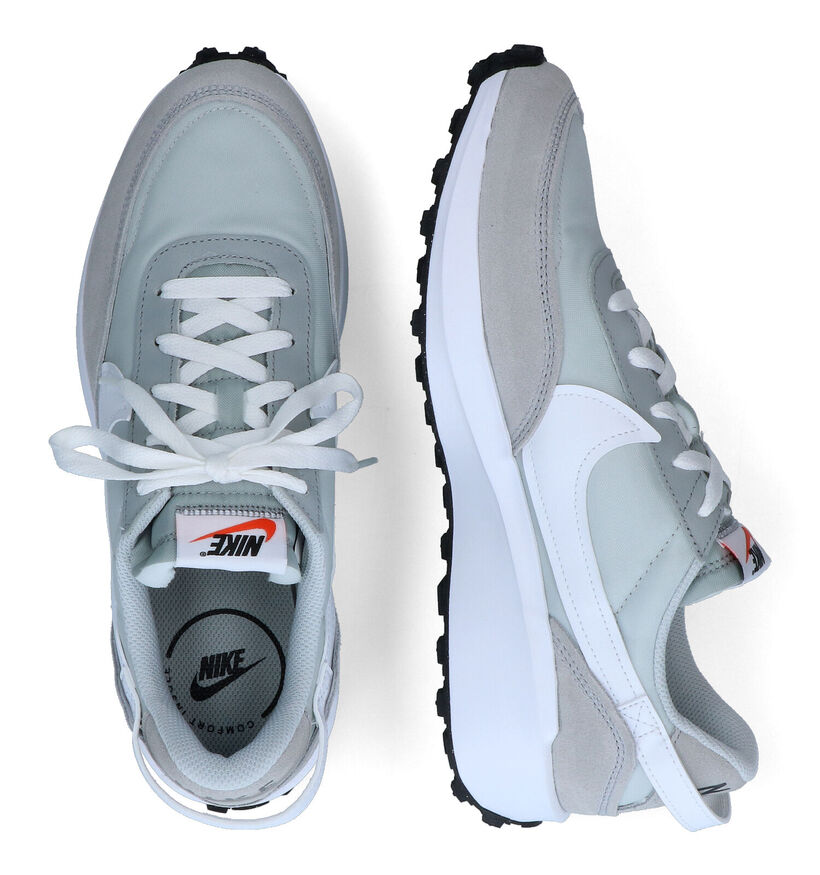 Nike Waffle Debut Baskets en Gris pour hommes (312172) - pour semelles orthopédiques