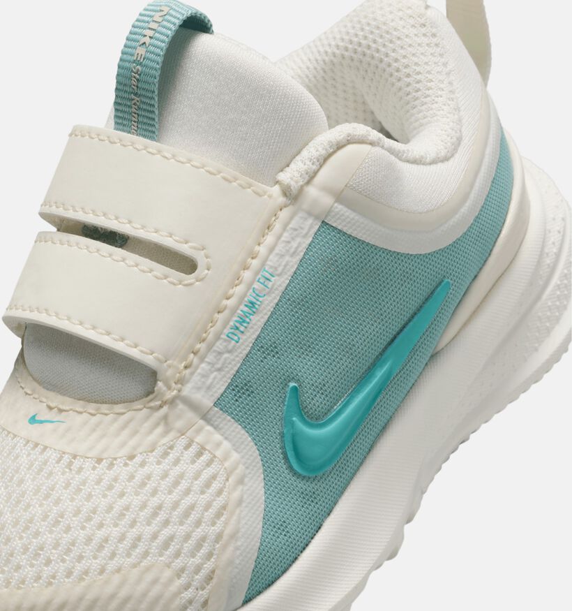 Nike Star Runner Beige Lage Sneakers voor jongens (359880) - geschikt voor steunzolen