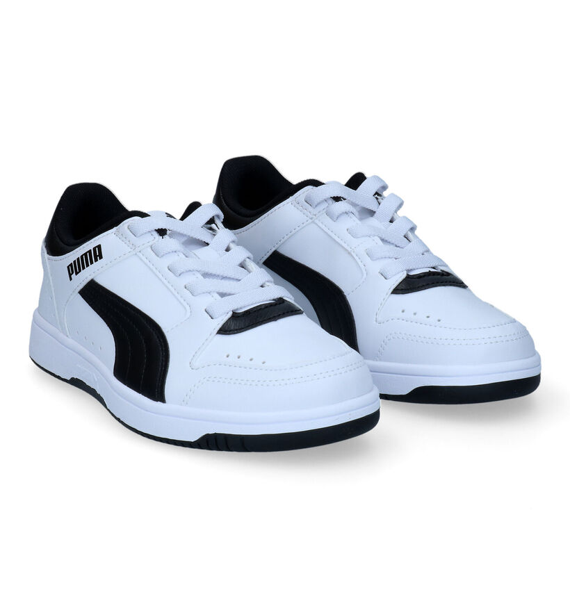 Puma Rebound Joy Baskets en Blanc pour filles, garçons (318745) - pour semelles orthopédiques