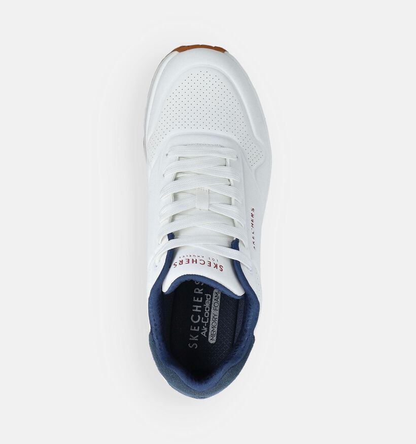 Skechers Uno Suited On Air Baskets basses en Blanc pour hommes (375641)