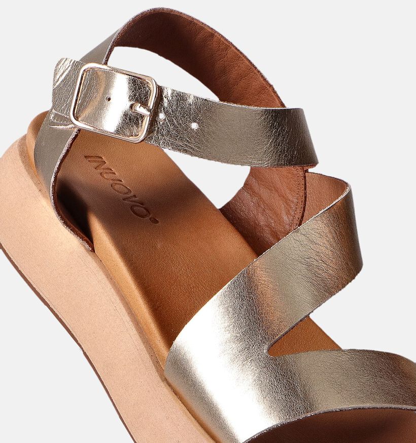 Inuovo Sandales plates en Or pour femmes (356461)