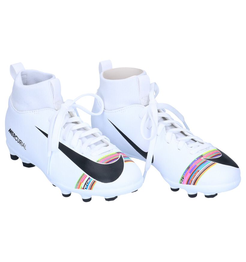 Nike Chaussures de foot en Blanc en simili cuir (250398)