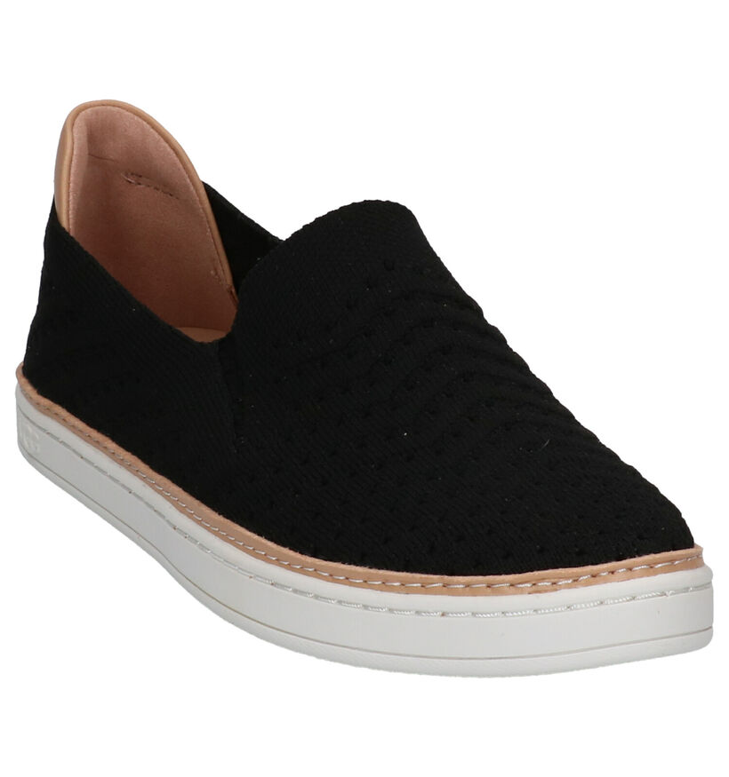 UGG Chaussures slip-on en Noir en textile (266814)