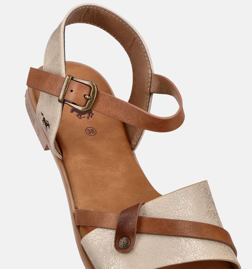 Mustang Sandales plates en Beige/Marron pour femmes (372125)