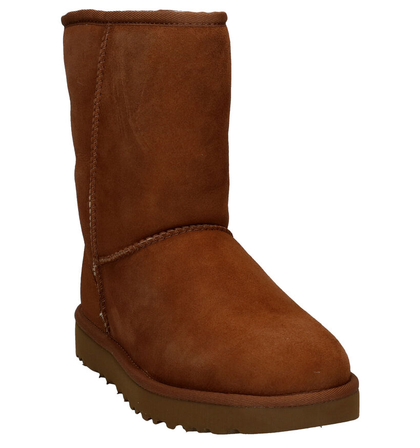 UGG Classic Short Bottes en Cognac en nubuck (313768)