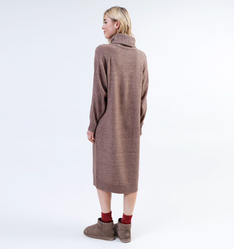 Vero Moda Daniela Robe avec col roulé en Brun pour femmes (328979)