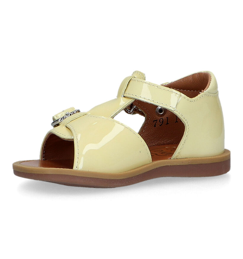 Pom d'Api Poppy Buckle Sandales en Rose pour filles (322871)