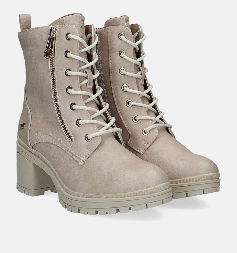 Mustang Boots à lacets en Écru pour femmes (331732)