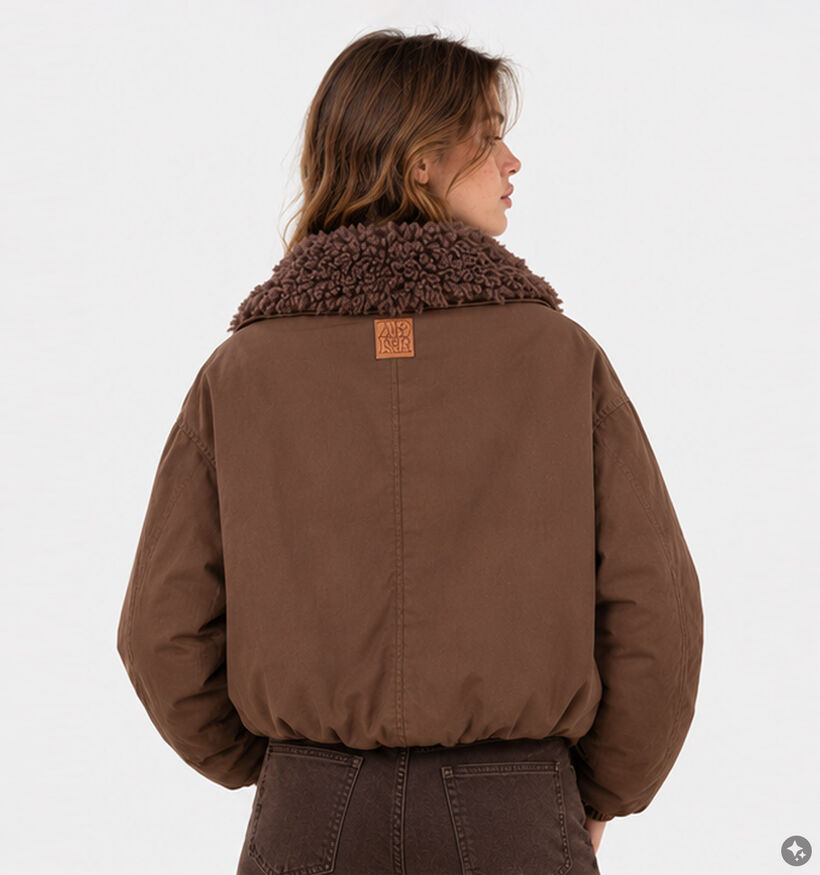 Ador&eacute; Aurelio Manteau court en Marron pour femmes (384085)