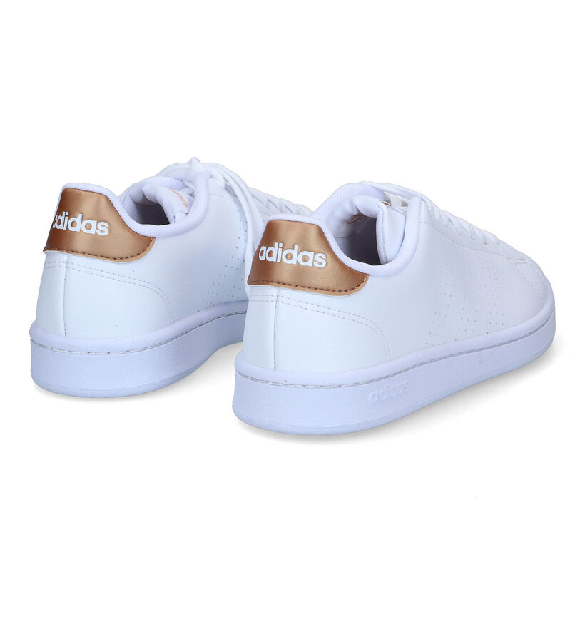 adidas Advantage Baskets en Blanc pour femmes (311393)