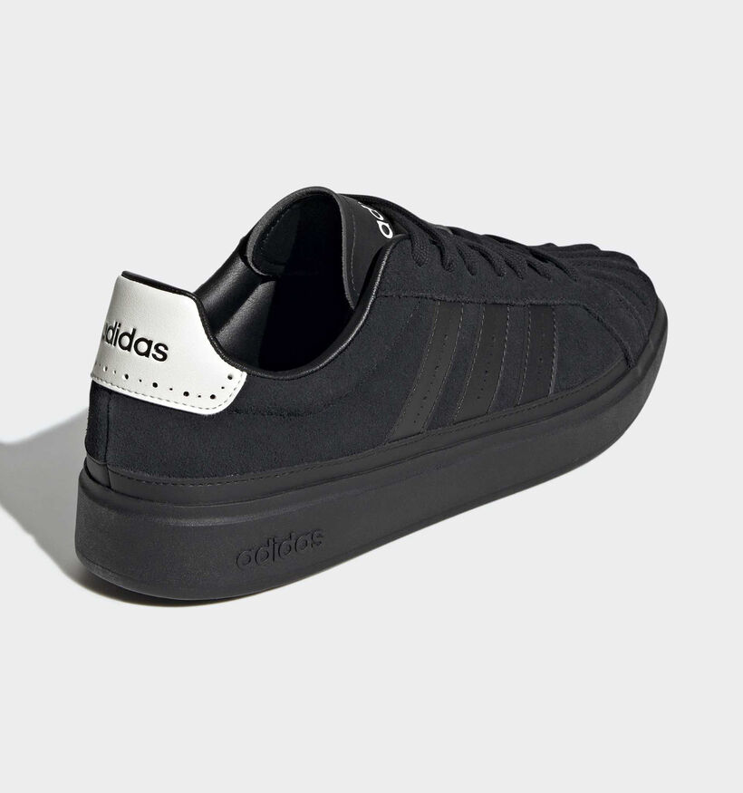 adidas Streettalk Baskets basses en Noir pour hommes (375316)