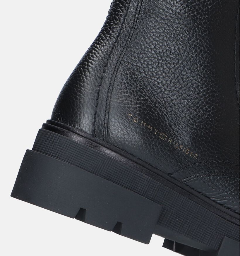 Tommy Hilfiger Monochromatic Boots de motard en Noir pour femmes (329327)