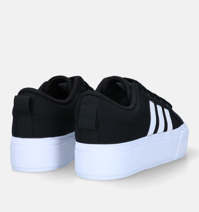 adidas Bravada 2.0 Platform Zwarte sneakers voor dames (326255)