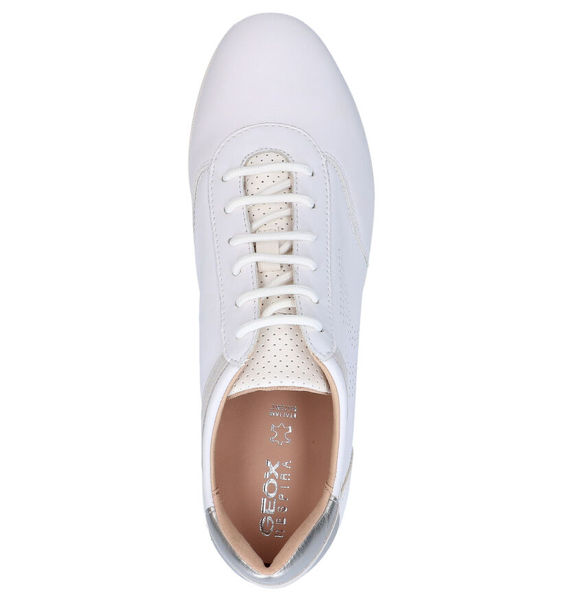 Geox Chaussures à lacets en Blanc en cuir (266845)