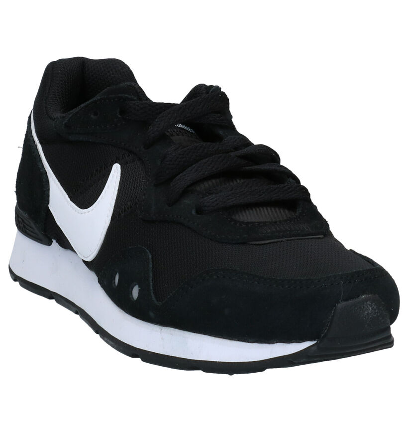 Nike Venture Runner Zwarte Sneakers voor dames (332422)