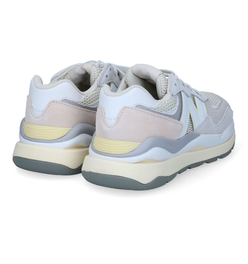 New Balance W574 Ecru Sneakers in stof (301909)