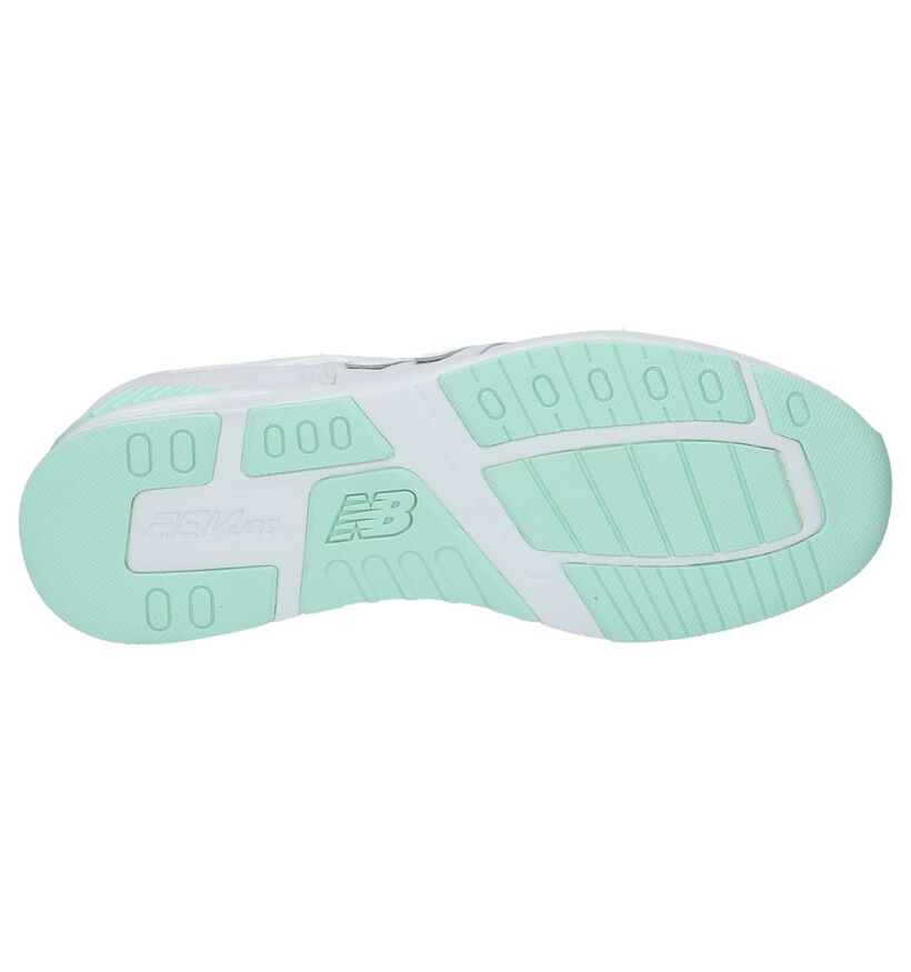 New Balance Baskets basses en Gris en daim (220621)