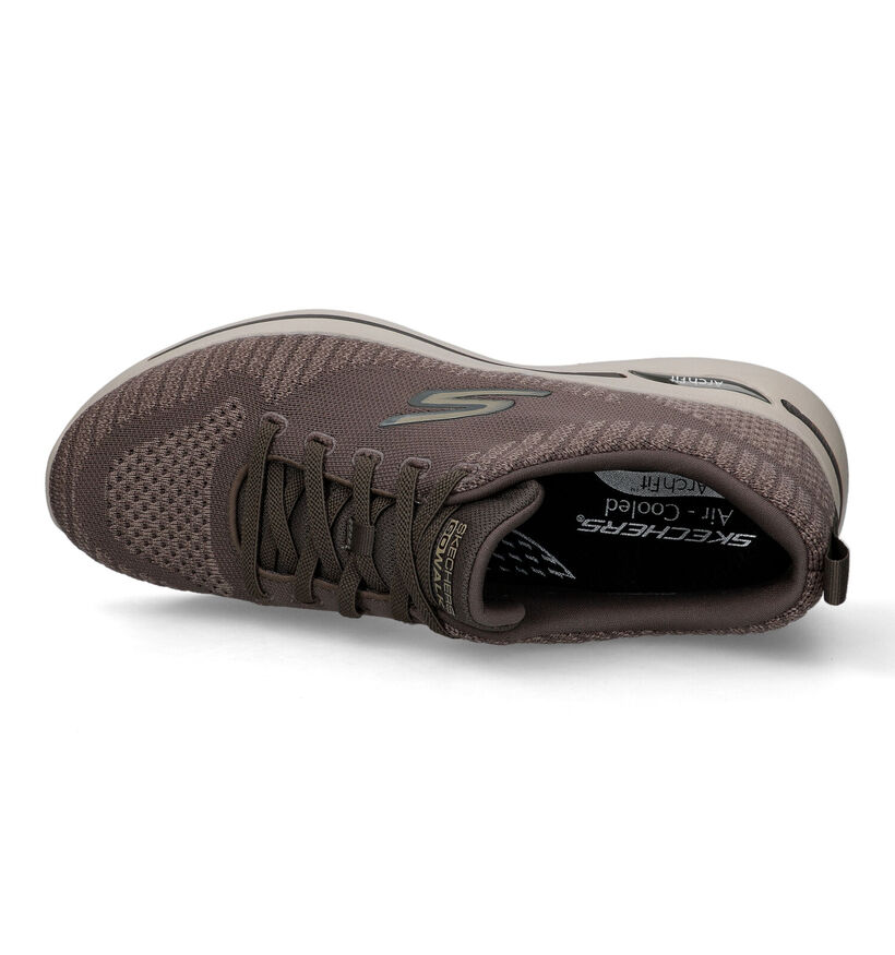 Skechers Go Walk Arch Fit Baskets en Taupe pour hommes (319533) - pour semelles orthopédiques