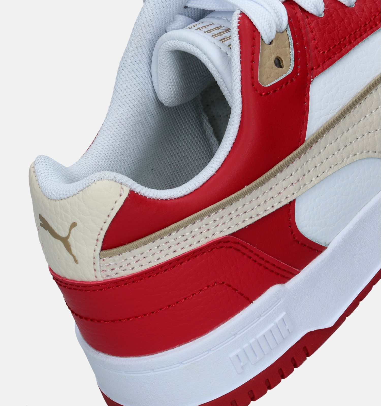 Wit met rode sneakers dames on sale
