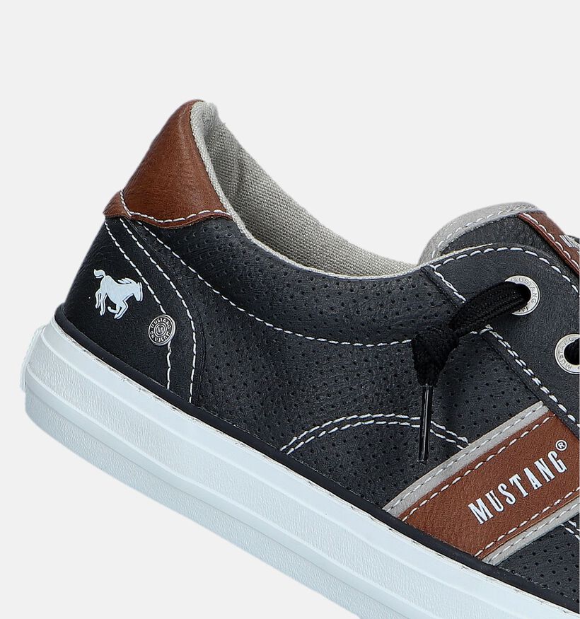 Mustang Chaussures à lacets en Gris foncé pour hommes (336653)