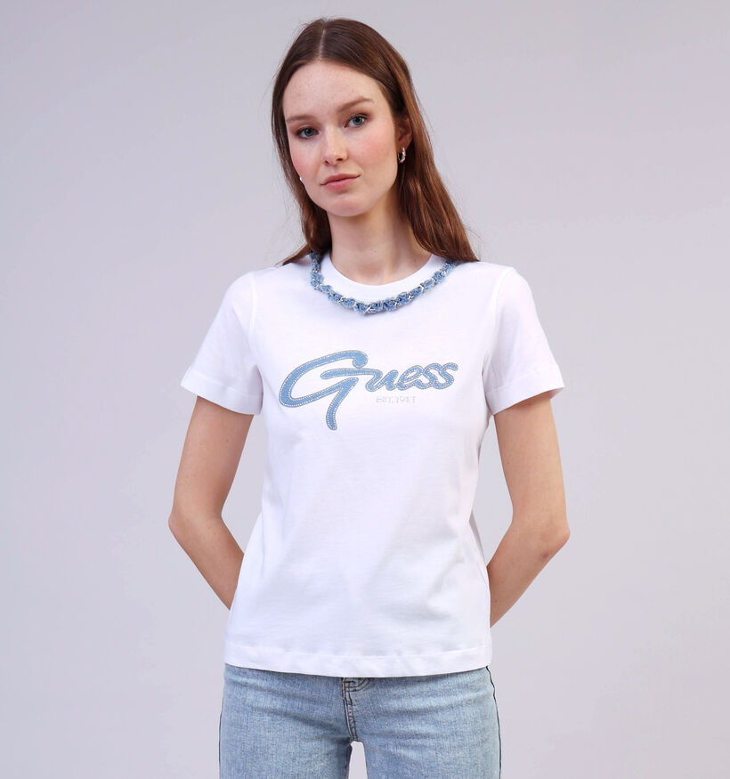 Guess T-shirt en Blanc pour femmes (354572)
