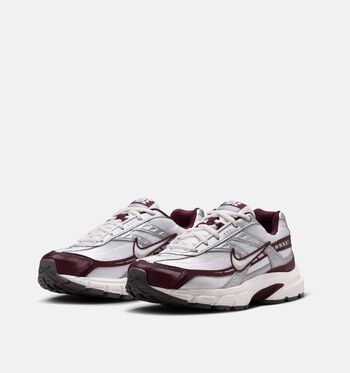 Nike Initiator Low Baskets 111 -WHITE/ SAIL- SAIL -BURGUNDY CRUSH/Phantom/Fossil Stone/Red Sepia/Echo Pink/Phantom/Mink Brown/Light Bone/Sail/White/Cherry/Metallic Silver/Vast Grey/ Pink Foam Metallic