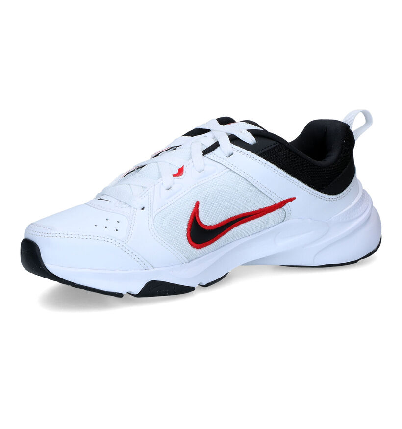 Nike Defy All Day Zwarte Sneakers in kunstleer (316507)