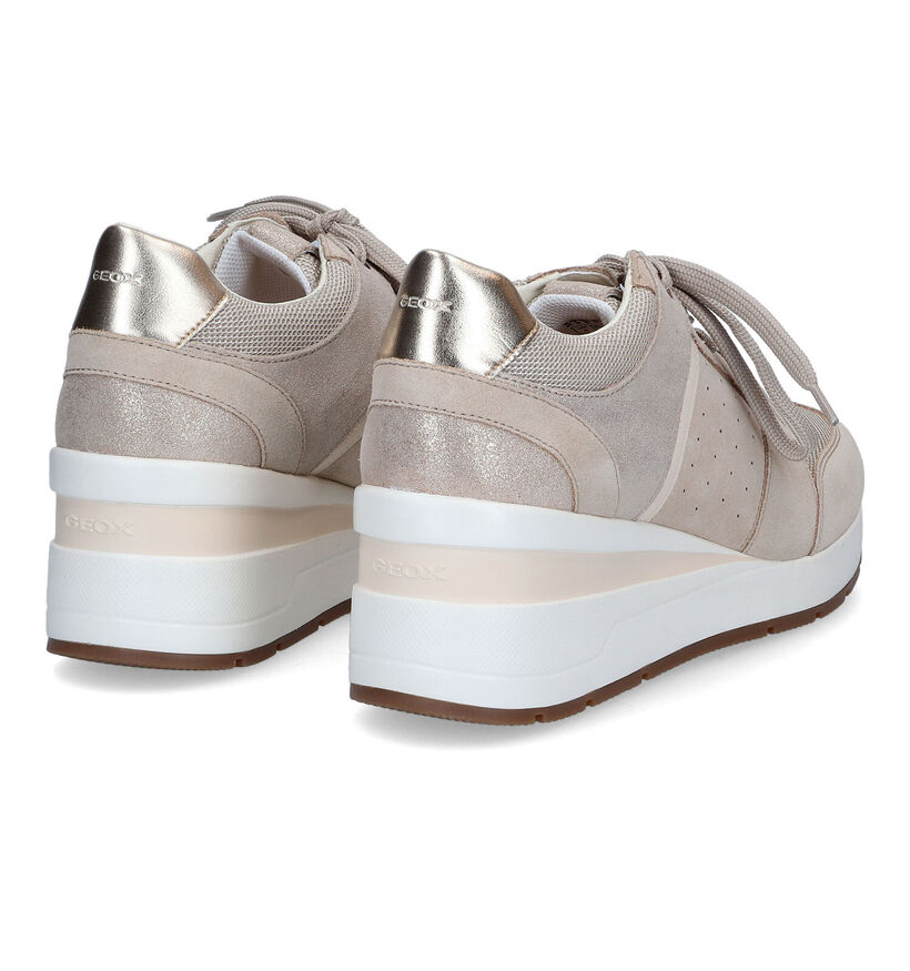 Geox Zosma Beige Sneakers in daim (311165)