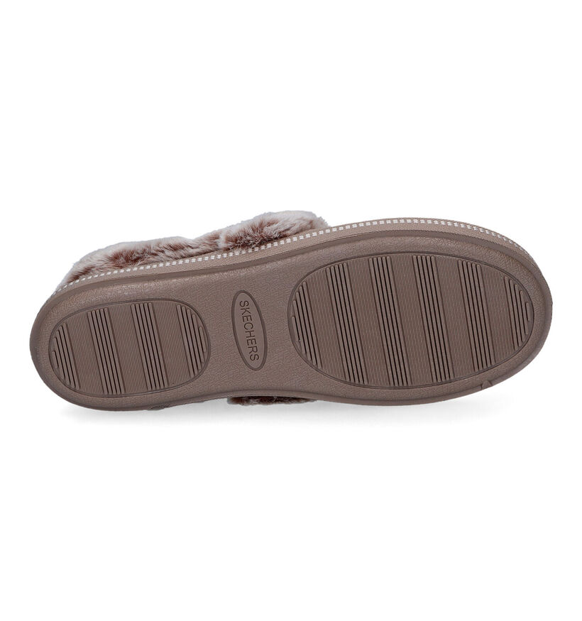 Skechers Cozy Campfire Team Toasty Pantoufles en Taupe pour femmes (345122)