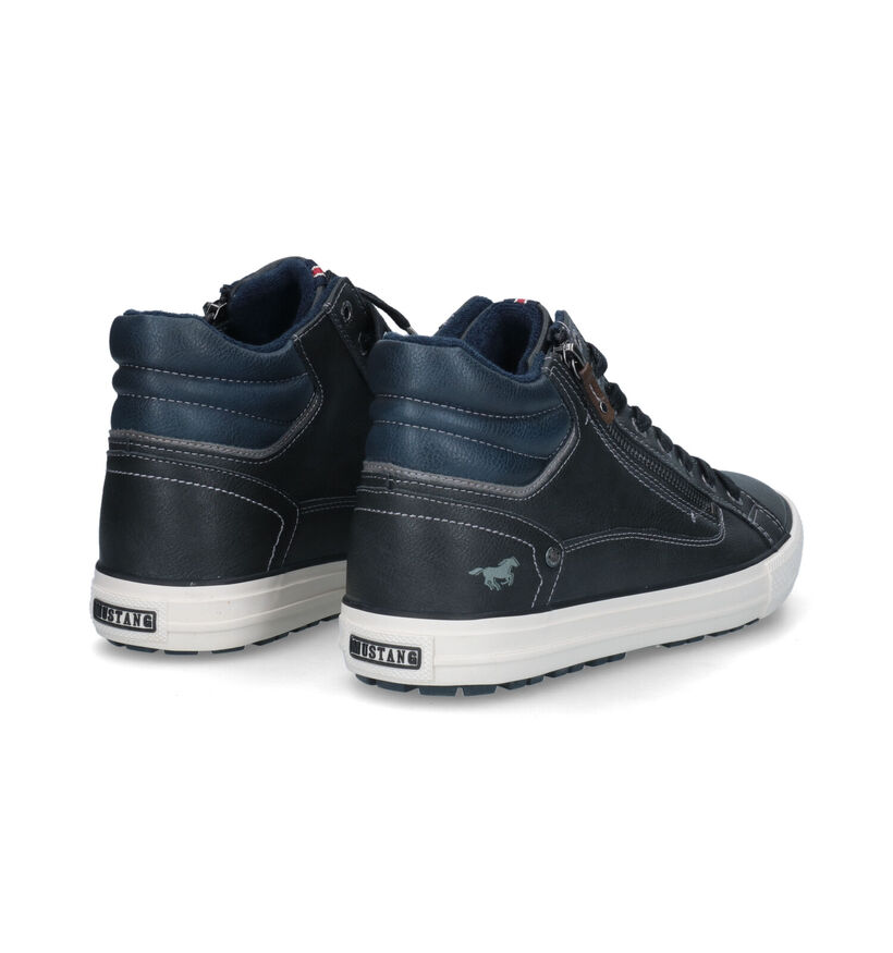 Mustang Chaussures hautes en Brun foncé pour hommes (329590)