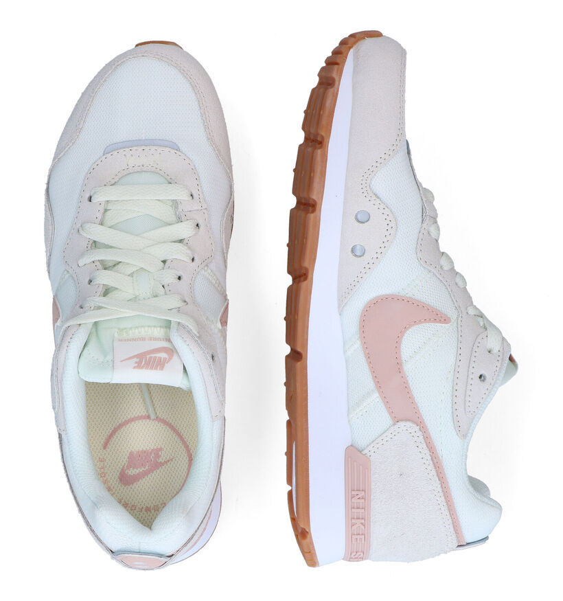 Nike Venture Runner Beige Sneakers voor dames (299439) - geschikt voor steunzolen