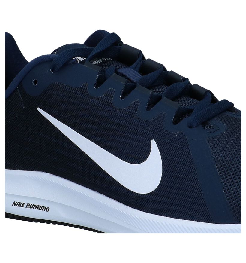 Nike Downshifter Lage Sneakers Zwart in stof (234102)