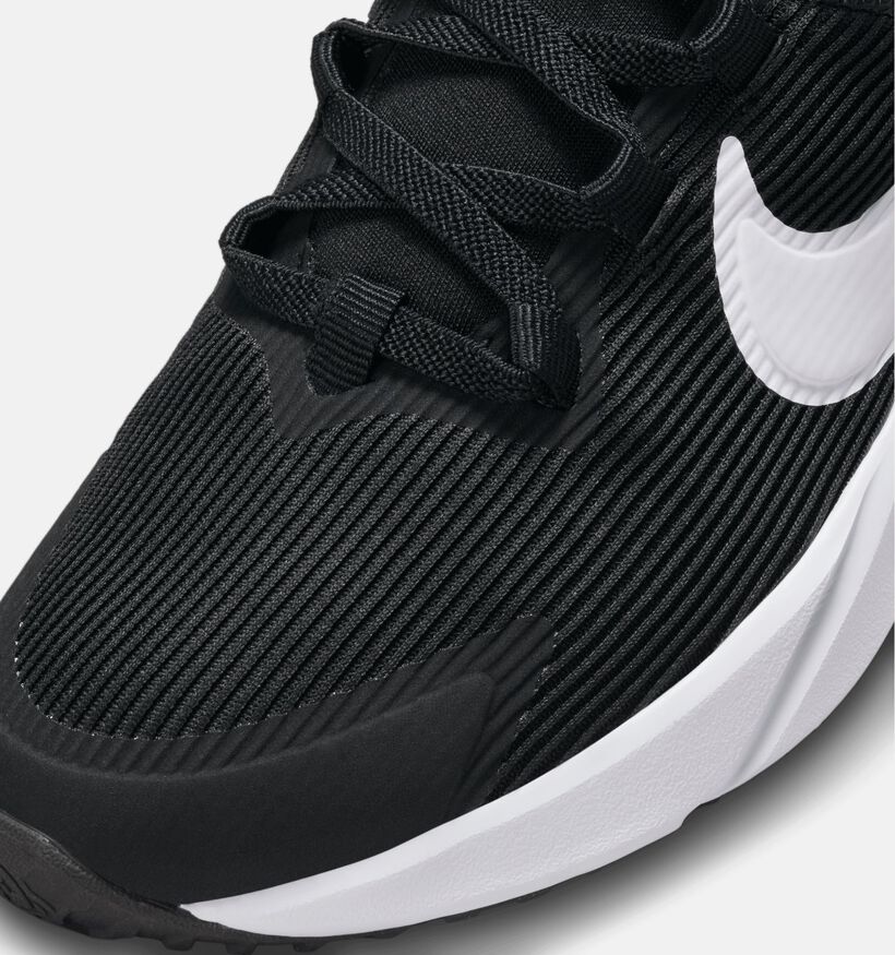 Nike Star Runner 4 Zwarte Sneakers voor jongens, meisjes (356491) - geschikt voor steunzolen
