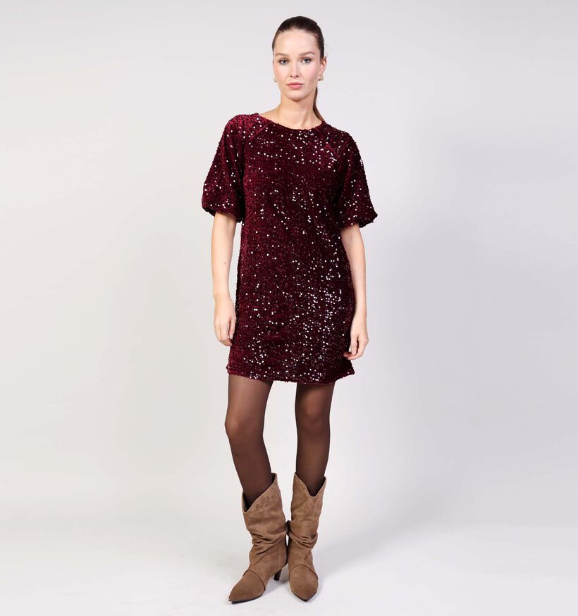 Pieces Kam Sequin Robe en Bordeaux Pieces Kam Sequin Robe en Bordeaux pour femmes (365630)