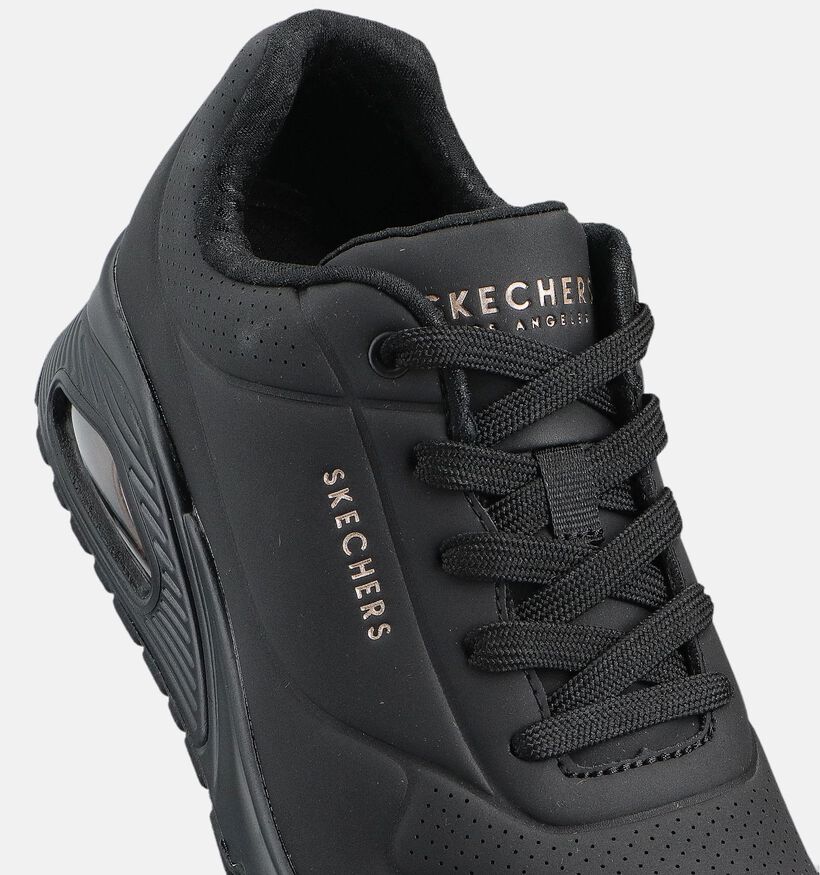 Skechers Stand On Air Baskets sportives en Noir pour femmes (361783) - pour semelles orthopédiques
