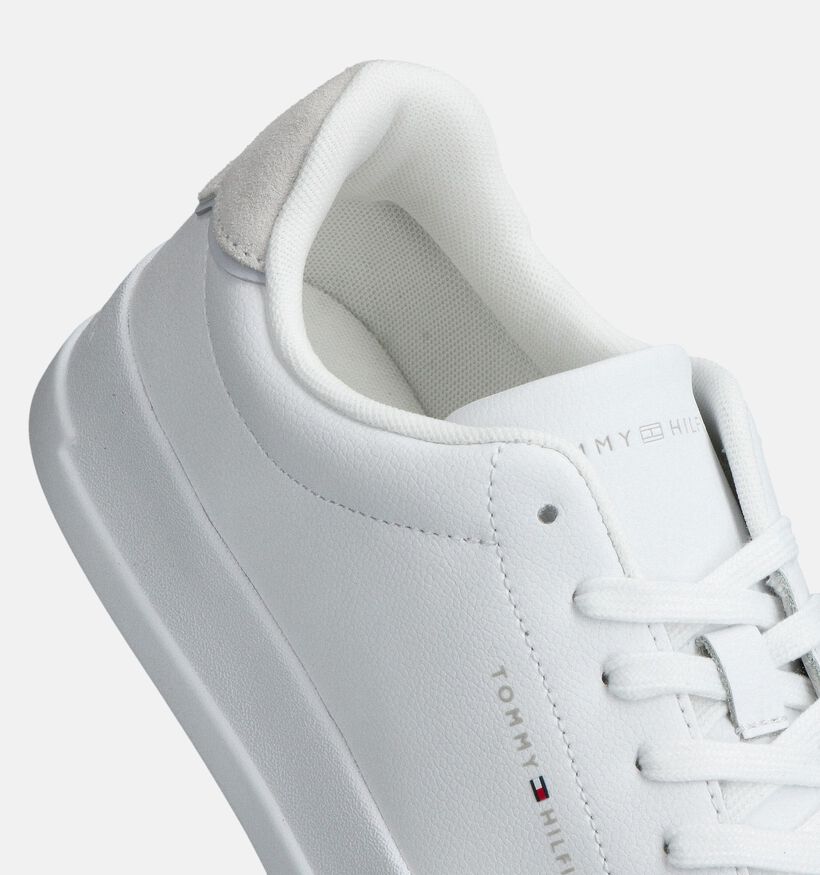 Tommy Hilfiger Court Chaussures plates en Blanc pour femmes, hommes (373245) - pour semelles orthopédiques