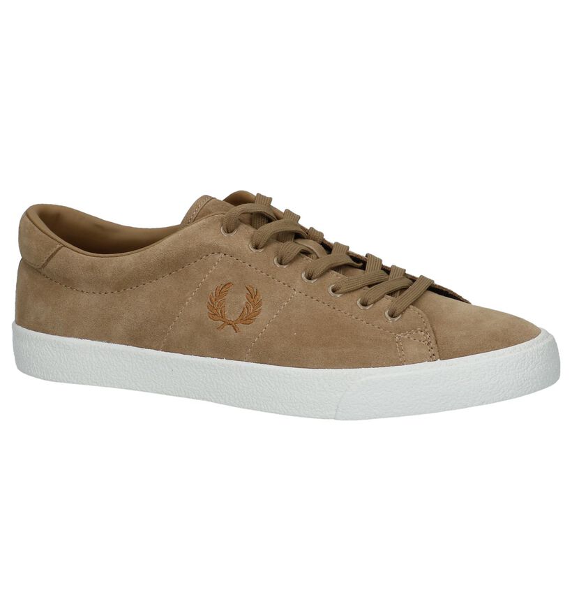 Fred Perry Baskets basses en Beige foncé en daim (224292)