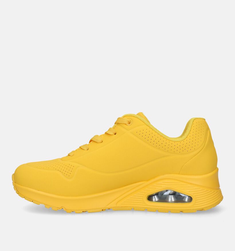 Skechers Uno Stand On Air Baskets en Jaune pour femmes (334202)