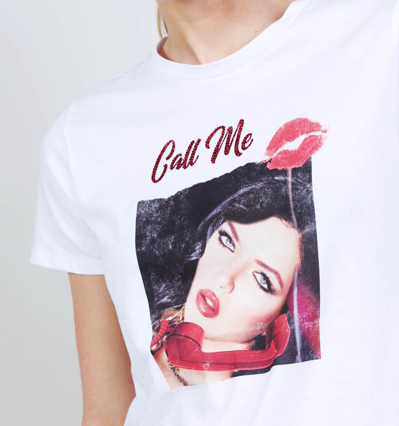 Guess T-shirt en Blanc pour femmes (366583)