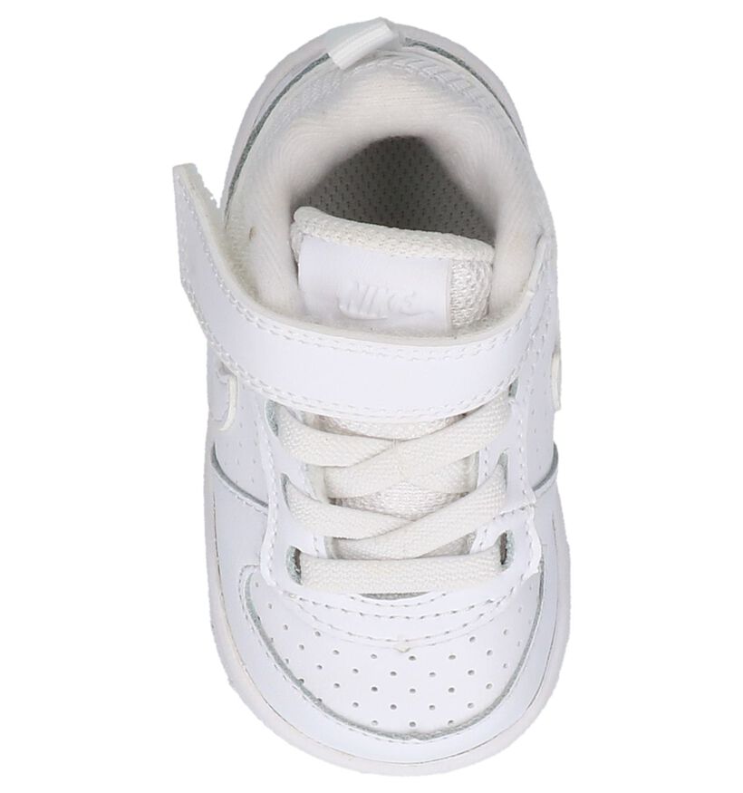Nike Court Borough Witte Babyschoentjes in leer (205813)