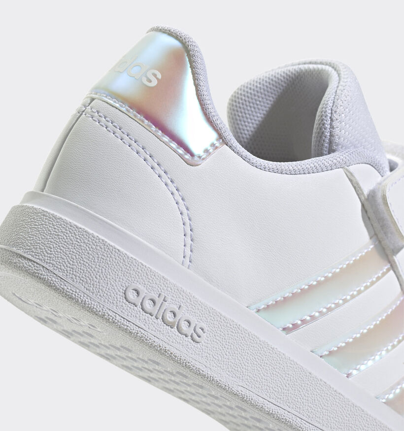 adidas Grand Court 2.0 Witte Sneakers adidas Grand Court 2.0 Witte Sneakers voor meisjes (359666) - geschikt voor steunzolen