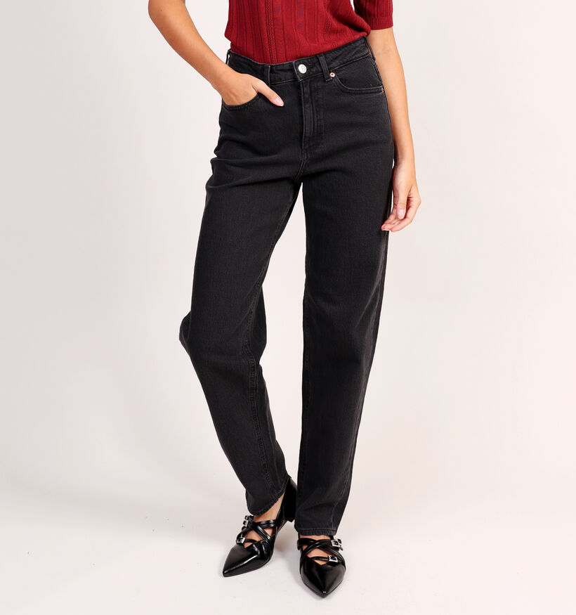 Vero Moda Tessa Mom Jeans en Noir pour femmes (368832)