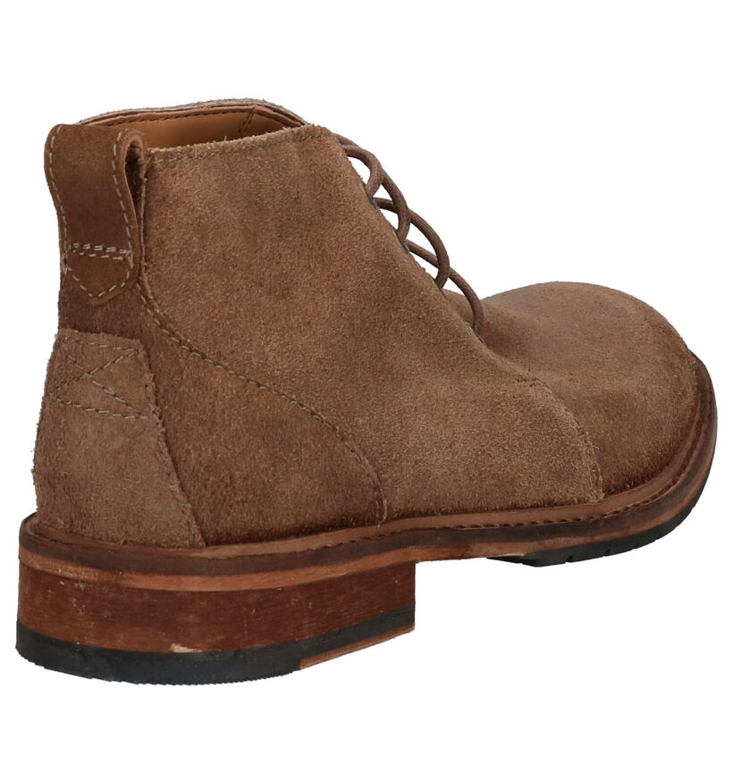 Clarks Clarkdale Base Taupe Boots in daim (256164)