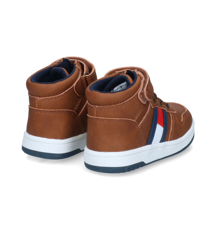 Tommy Hilfiger Chaussures hautes en Cognac pour garçons (312042)