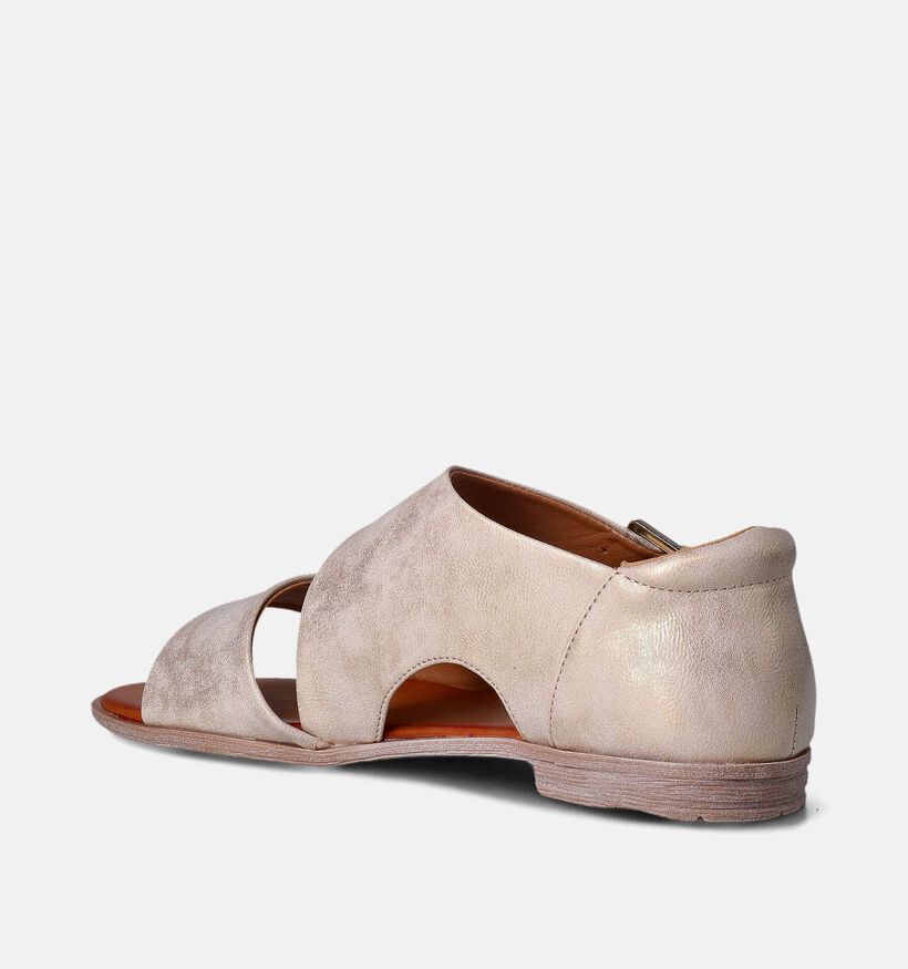 Mustang Sandales avec talon fermé en Or pour femmes (353423)