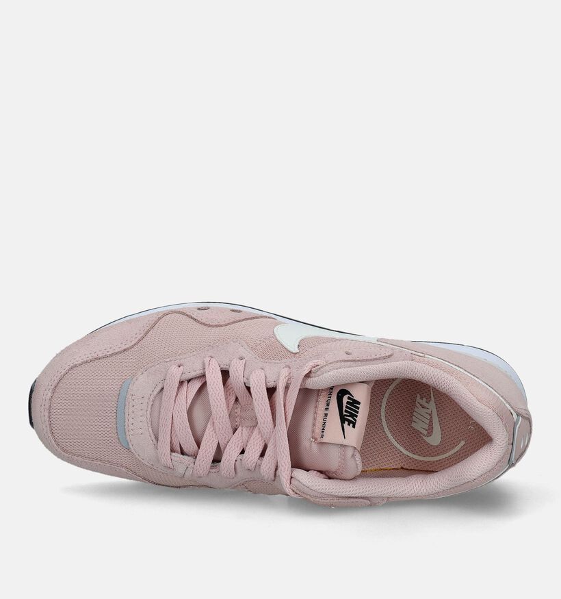Nike Venture Runner Roze Sneakers voor dames (332425)