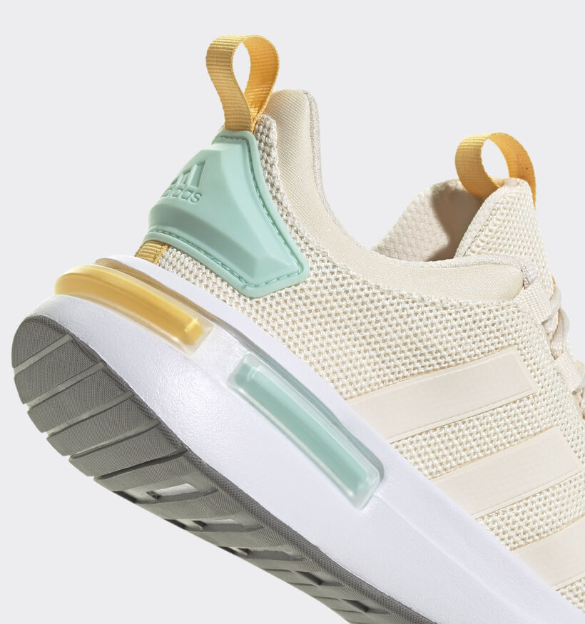 adidas Racer TR23 Baskets en Beige pour femmes (341443)