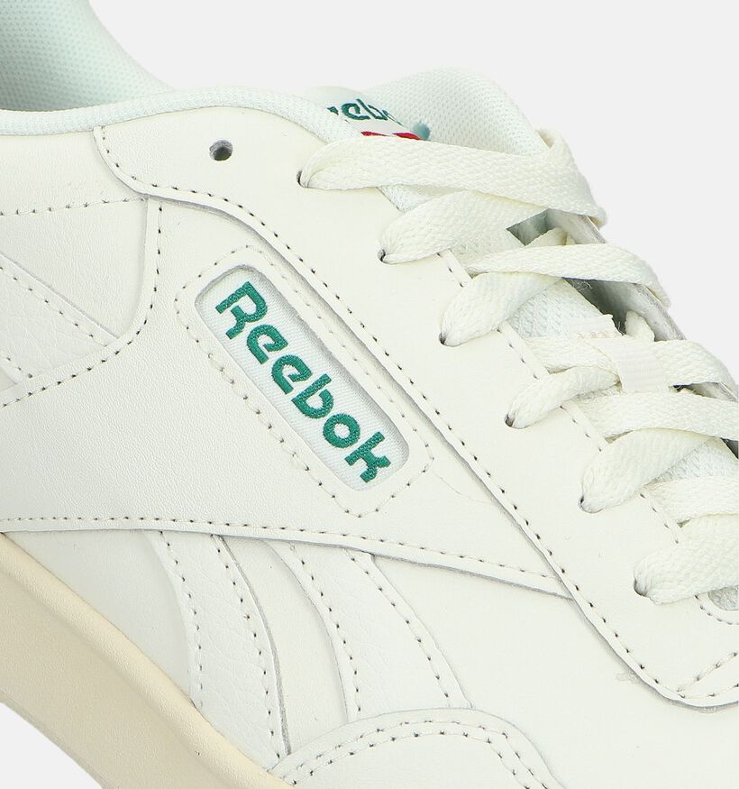 Reebok Court Advance Baskets en Blanc pour hommes (344920)