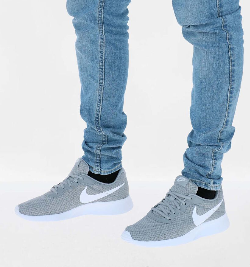 Nike Tanjun Zwarte Sneakers voor heren (332341)
