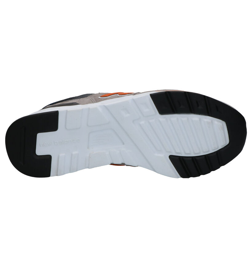 New Balance CM 997 Beige Sneakers in daim (267026)